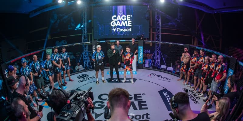 VÝSLEDKY TIPSPORT CAGE GAME: ČESKO SLAVÍ, EXPLO S HELLO KITTY V PUPÍKU
