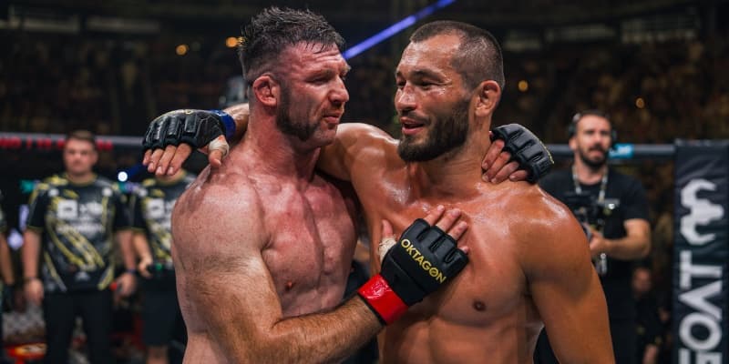 OHLÉDNUTÍ ZA ŠTVANICÍ: NOVÝ ŠAMPION POLOTĚŽKÉ VÁHY A POSUNY V ŽEBŘÍČKU