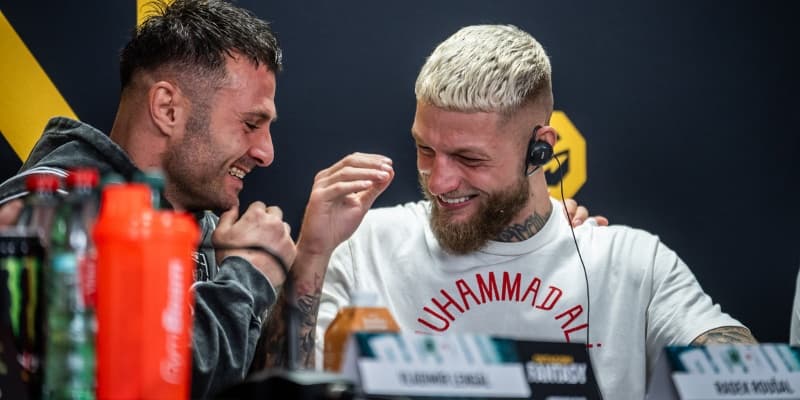 BRNĚNSKÉ KOMBO V AKCI: LENGÁL A ROUŠAL MÍŘÍ DO LIBERCE