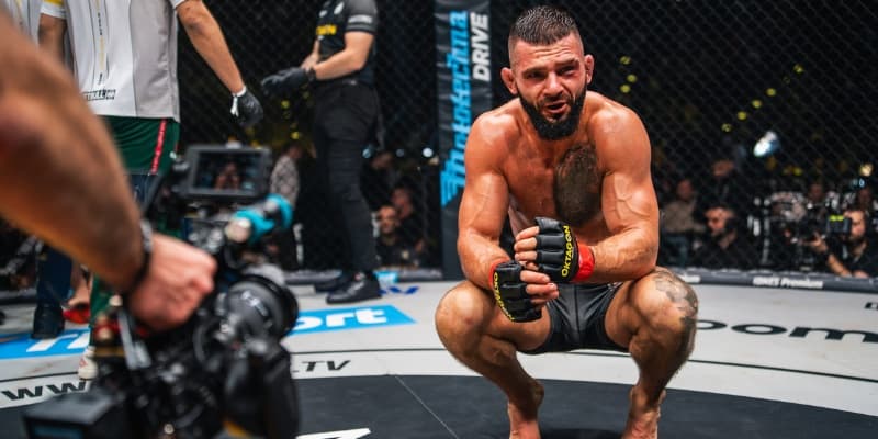 SILNA KARTA W SZCZĘŚCIU: W KLATCE POJAWIĄ SIĘ LEGIERSKI, MATERLA I JANUR